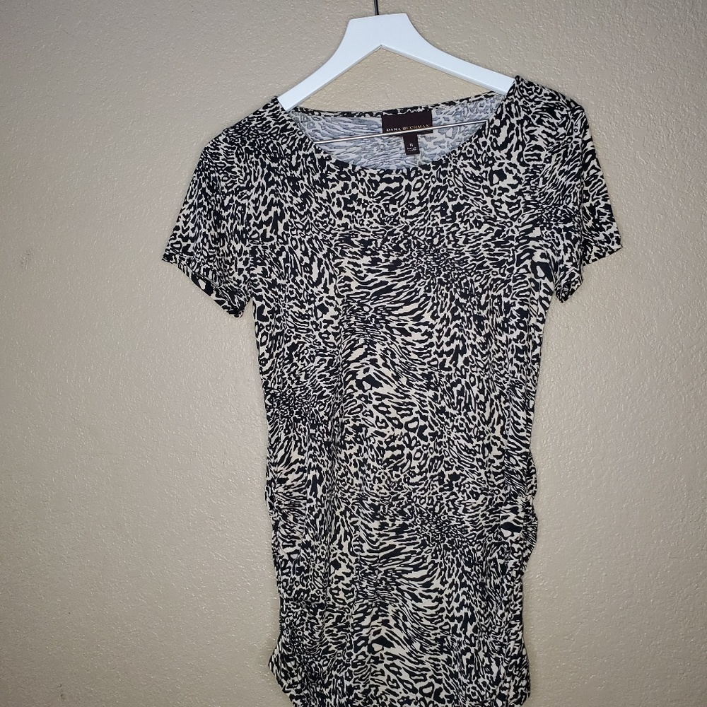 Dana Buchman animal print shirt size M